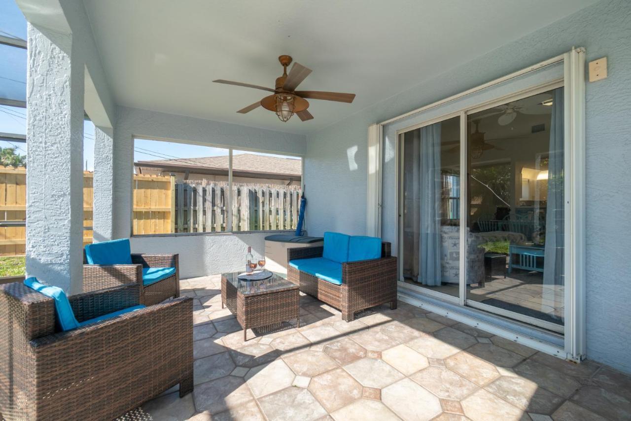 Serene Seaside Retreat - Dog Friendly - 2Br Townhouse With Shared Heated Pool Steps To Paradise Beach! Melbourne Ngoại thất bức ảnh