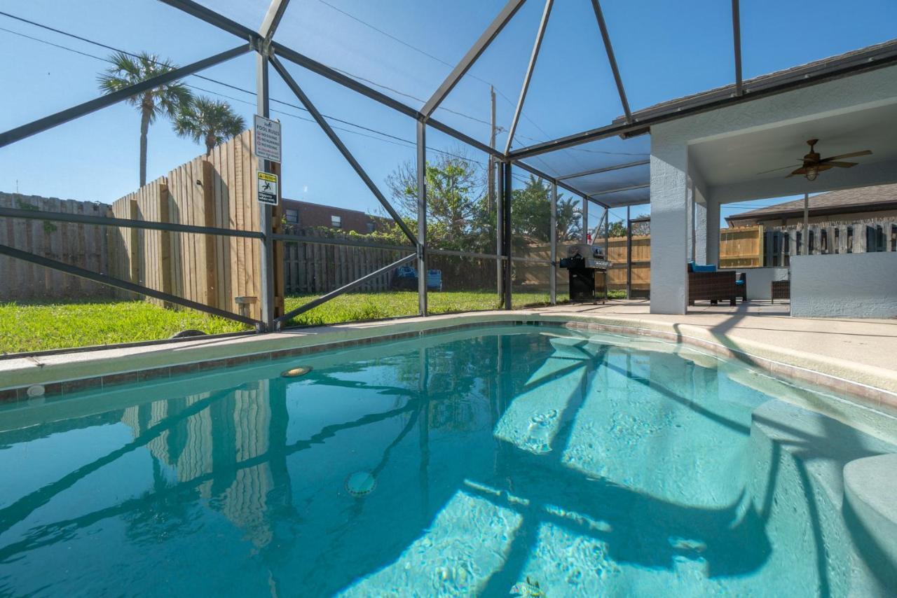 Serene Seaside Retreat - Dog Friendly - 2Br Townhouse With Shared Heated Pool Steps To Paradise Beach! Melbourne Ngoại thất bức ảnh